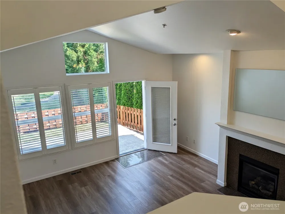 1221 65th Street SE #103 Auburn, WA 98092