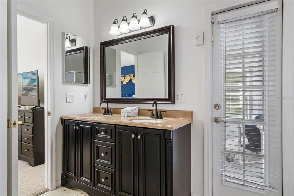 2631 AUTUMN CREEK CIRCLE Kissimmee, FL 34747
