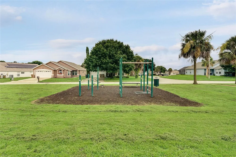 2631 AUTUMN CREEK CIRCLE Kissimmee, FL 34747