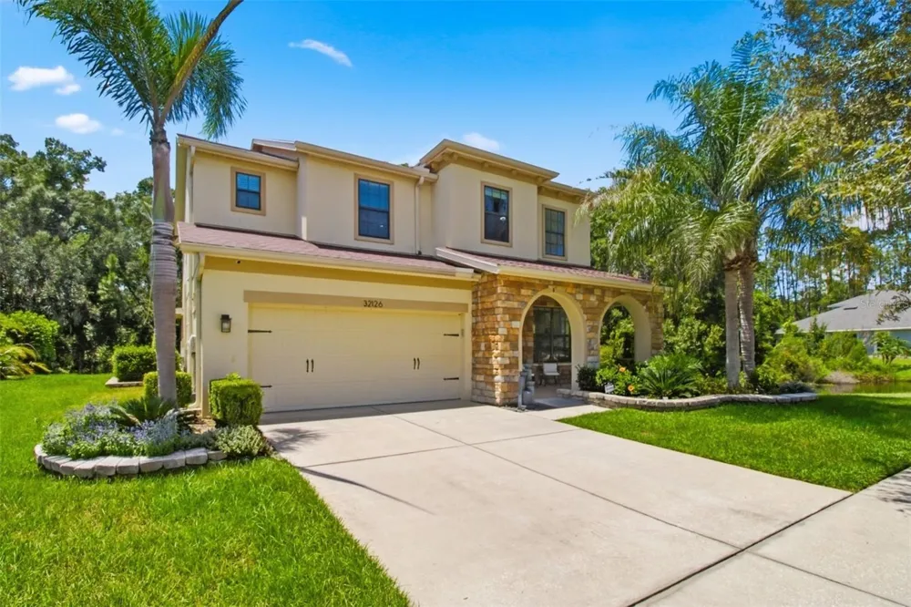 32126 GARDEN ALCOVE LOOP Wesley Chapel, FL 33545