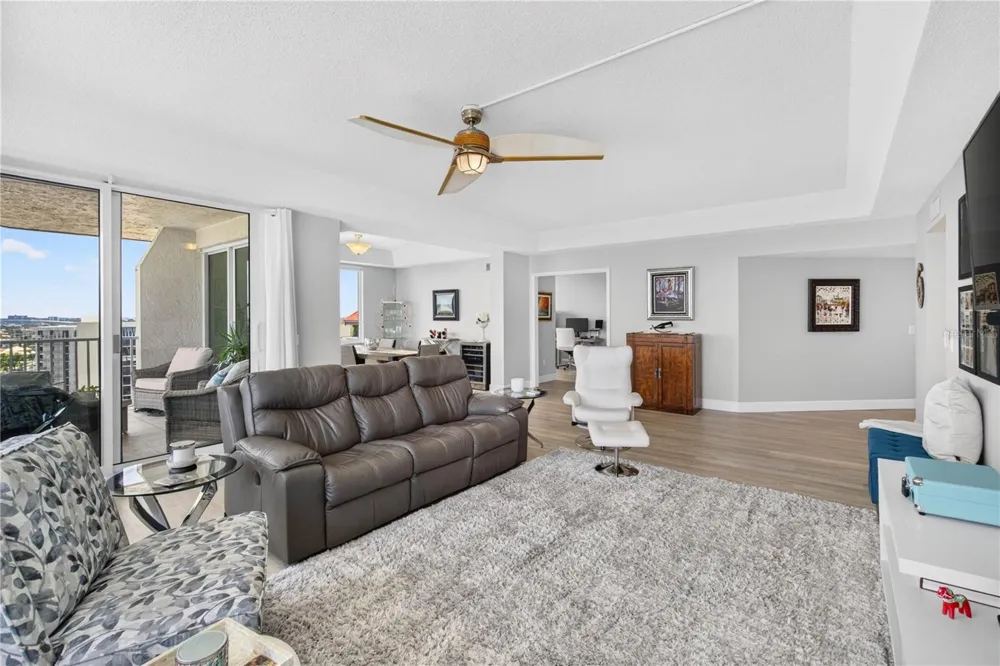 736 ISLAND WAY #1202 Clearwater Beach, FL 33767