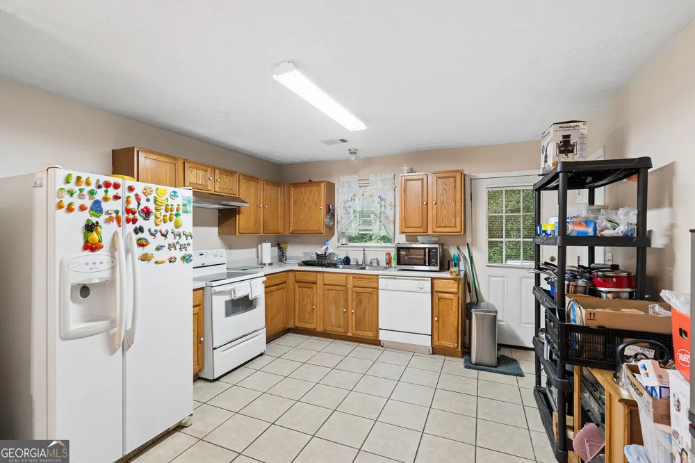 60 Victoria BLVD Oxford, GA 30054