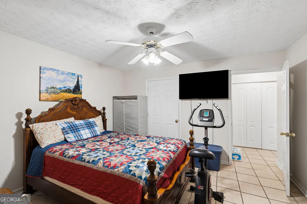60 Victoria BLVD Oxford, GA 30054