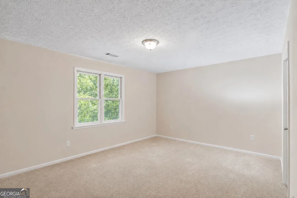 60 Victoria BLVD Oxford, GA 30054