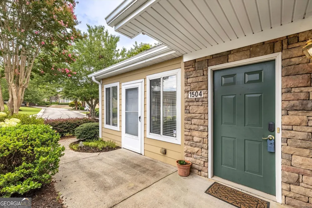 2191 Rockbridge RD Stone Mountain, GA 30087