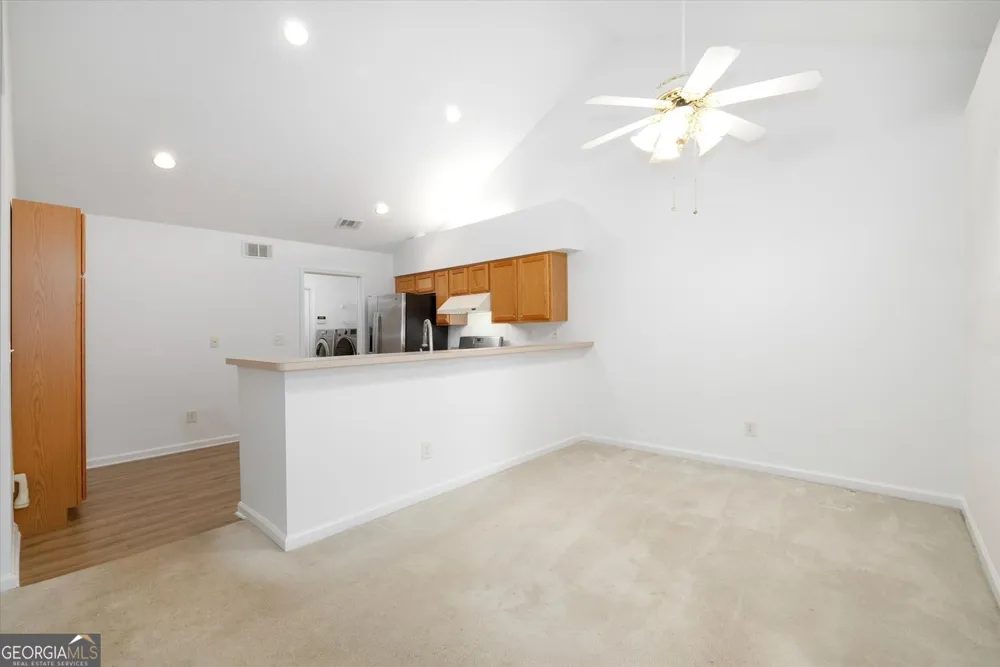 2191 Rockbridge RD Stone Mountain, GA 30087