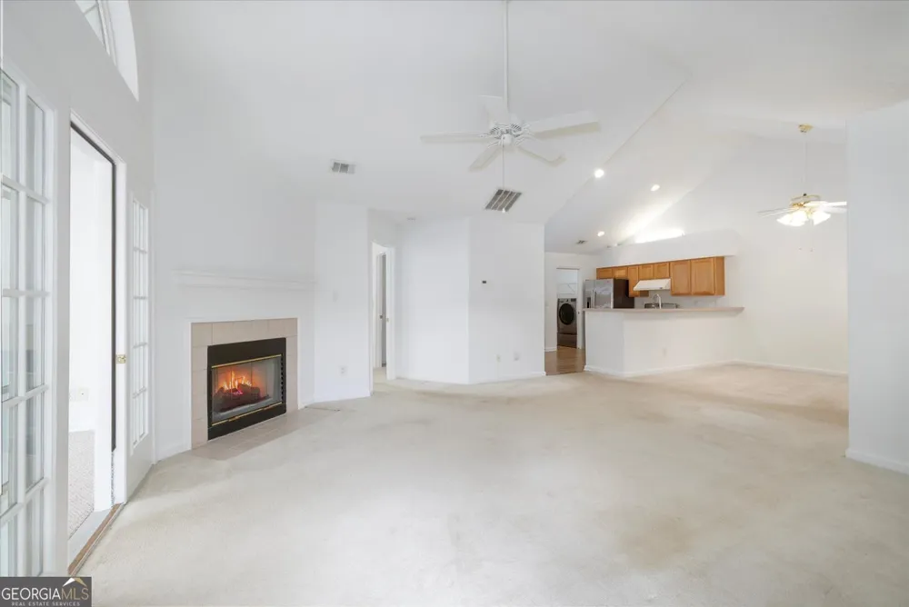 2191 Rockbridge RD Stone Mountain, GA 30087