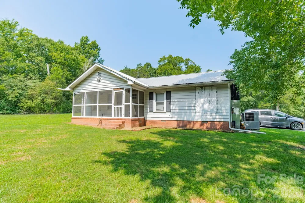 12976 Cabarrus Station Road Midland, NC 28107
