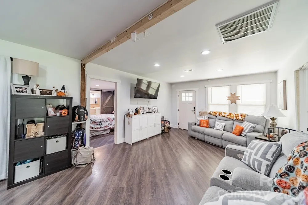 12976 Cabarrus Station Road Midland, NC 28107