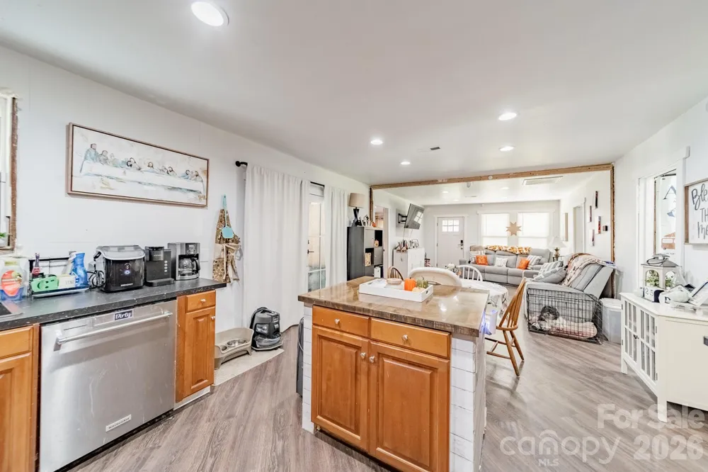 12976 Cabarrus Station Road Midland, NC 28107