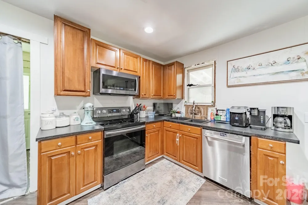 12976 Cabarrus Station Road Midland, NC 28107