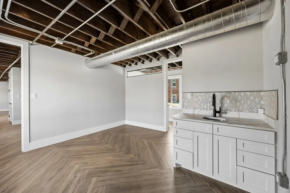 1200 E Maddox Avenue Fort Worth, TX 76104