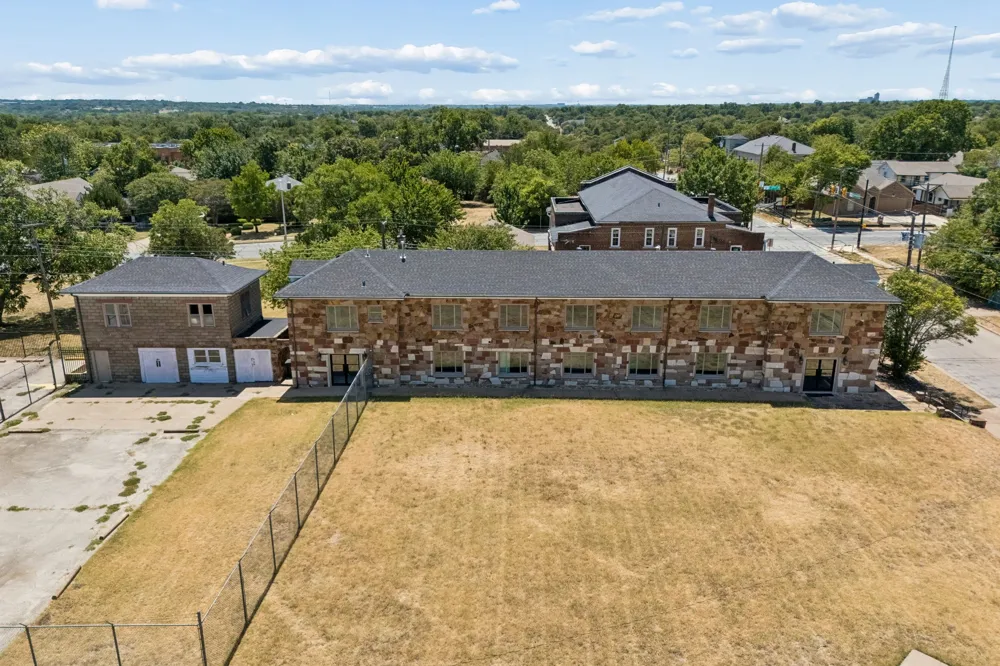 1200 E Maddox Avenue Fort Worth, TX 76104