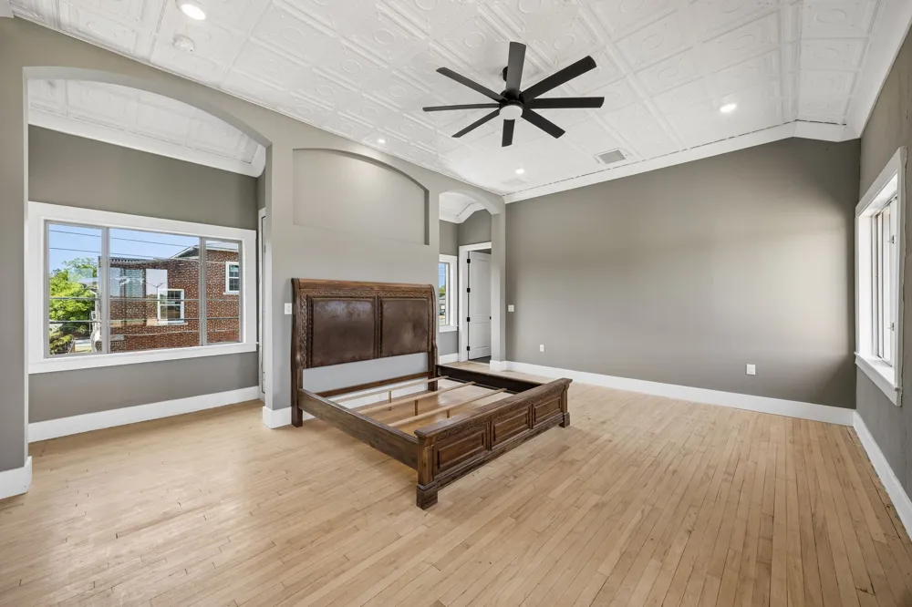1200 E Maddox Avenue Fort Worth, TX 76104