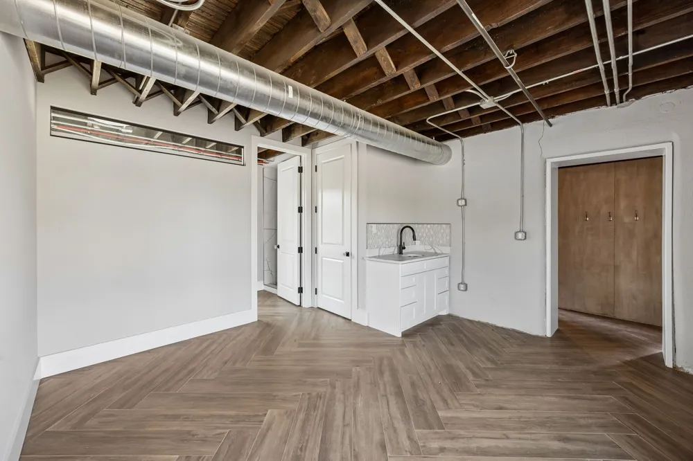 1200 E Maddox Avenue Fort Worth, TX 76104