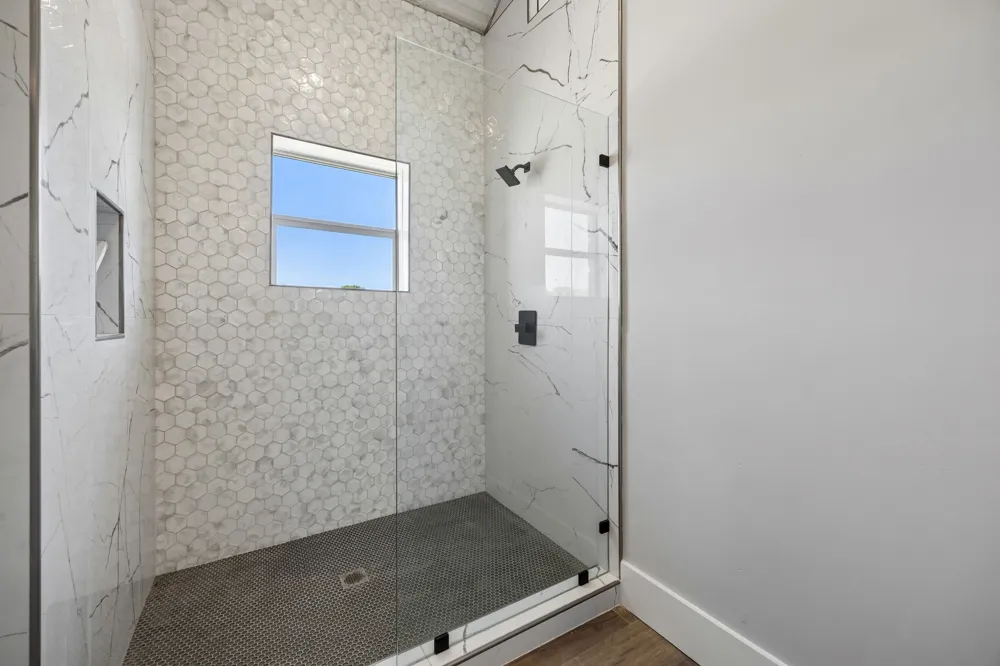 1200 E Maddox Avenue Fort Worth, TX 76104