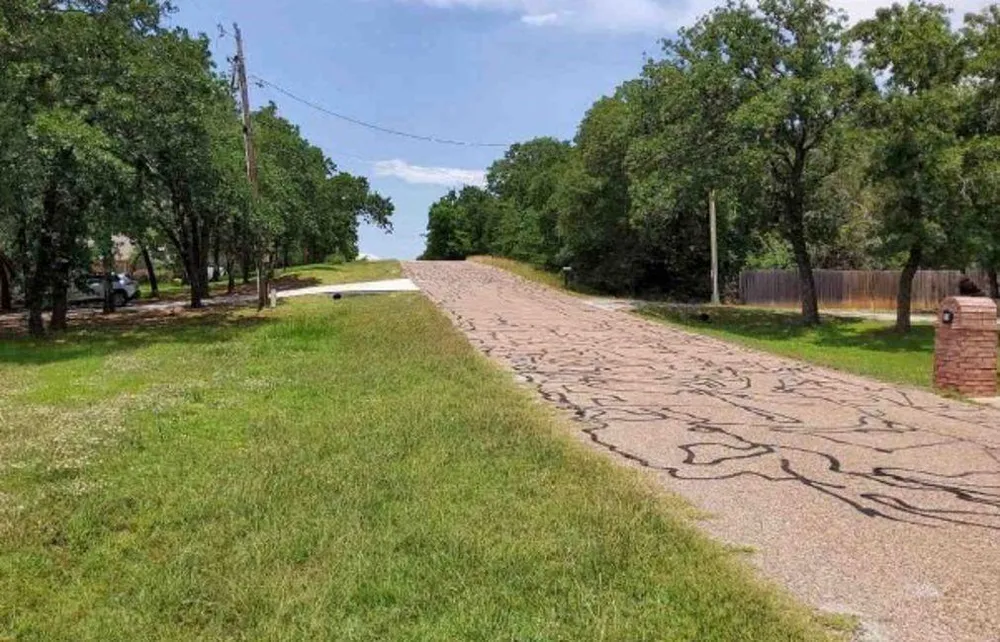 517 Shady Oaks Trail Burleson, TX 76028