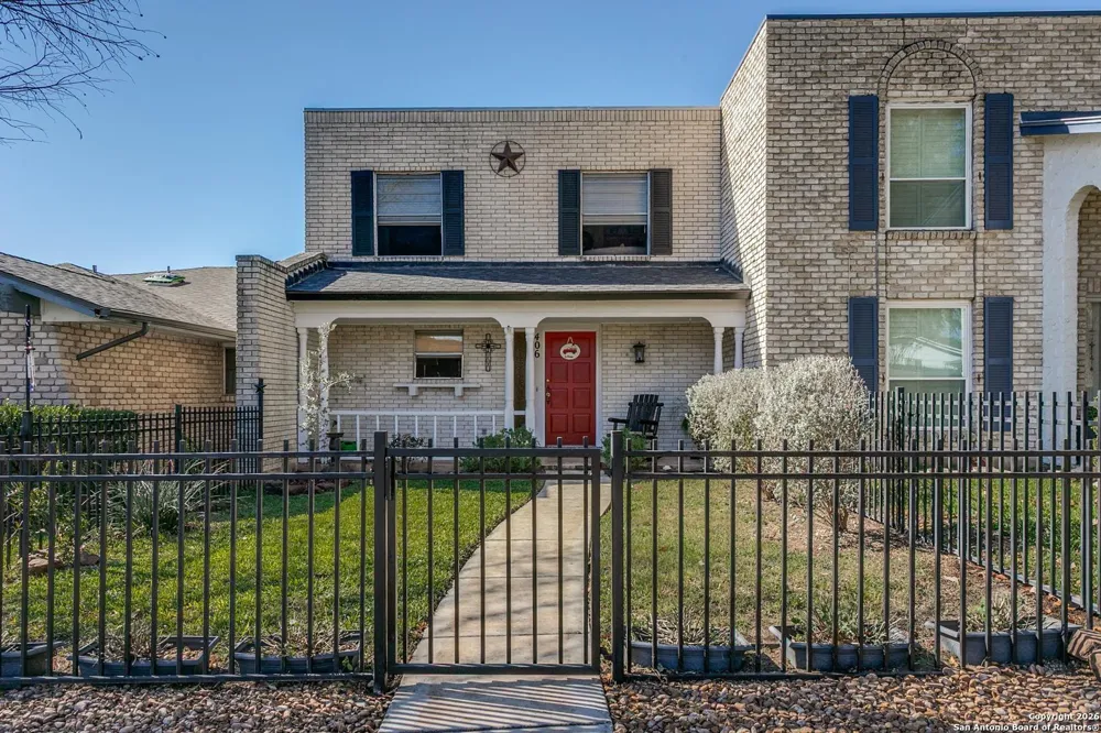 406 Amistad Boulevard Universal City, TX 78148