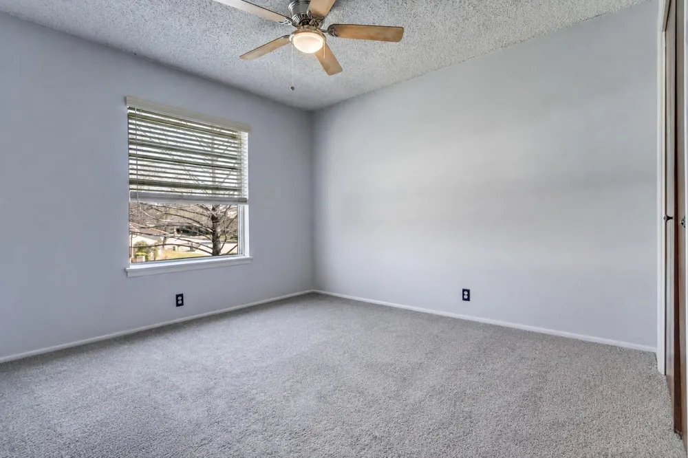 406 Amistad Boulevard Universal City, TX 78148