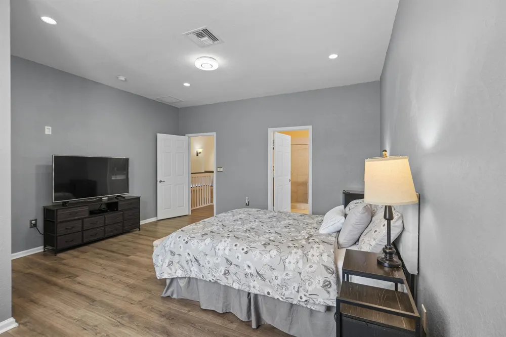 213 Las Brisas Circle Sunrise, FL 33326
