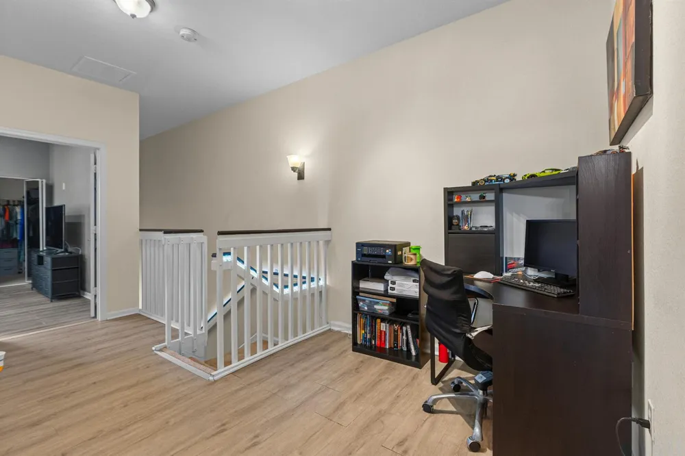 213 Las Brisas Circle Sunrise, FL 33326