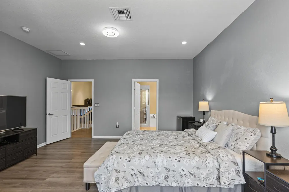 213 Las Brisas Circle Sunrise, FL 33326