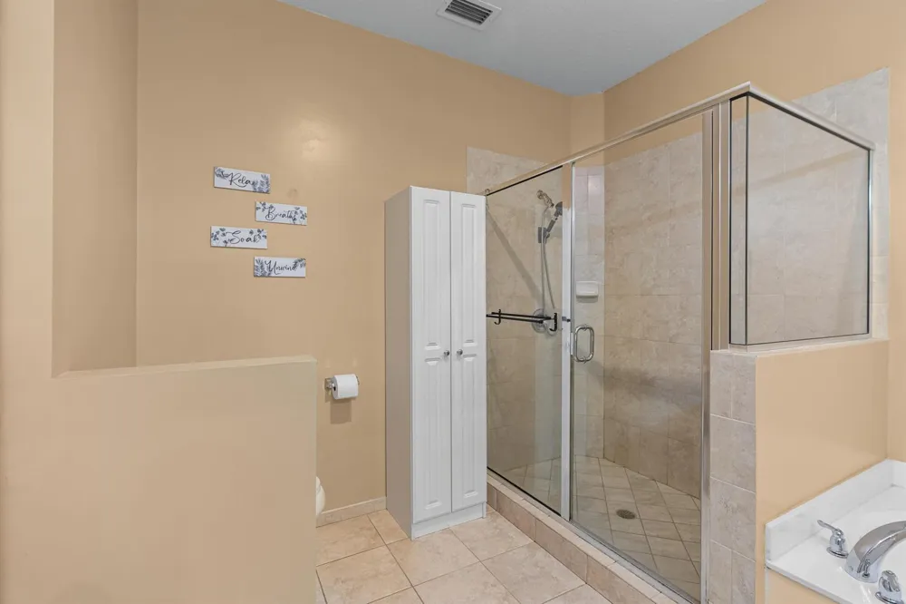 213 Las Brisas Circle Sunrise, FL 33326