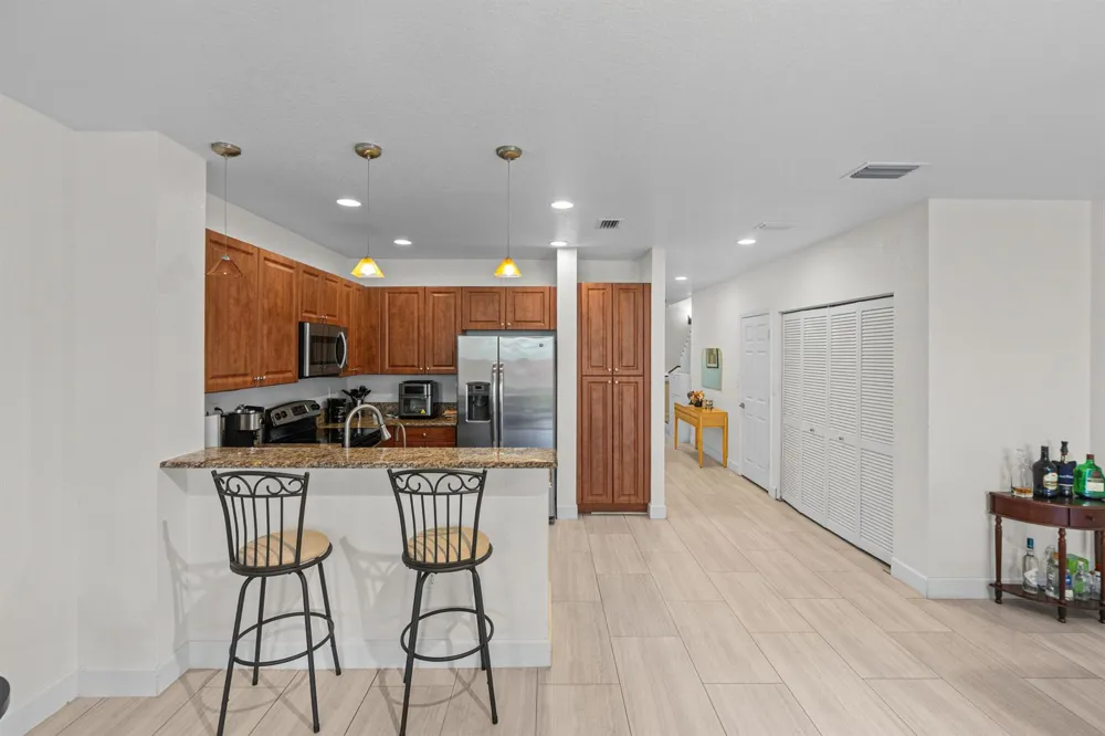 213 Las Brisas Circle Sunrise, FL 33326