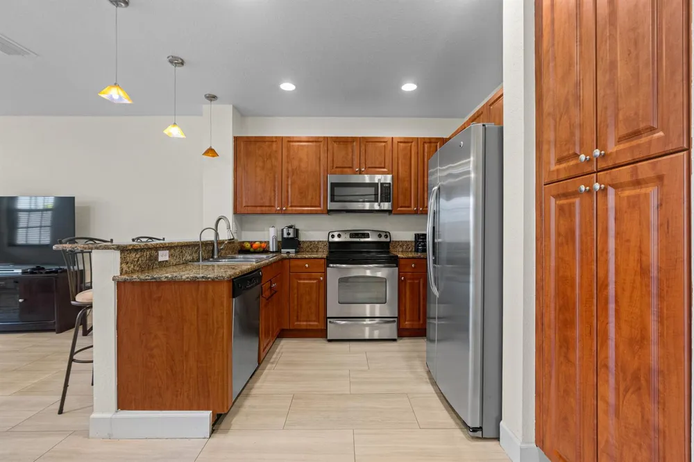 213 Las Brisas Circle Sunrise, FL 33326