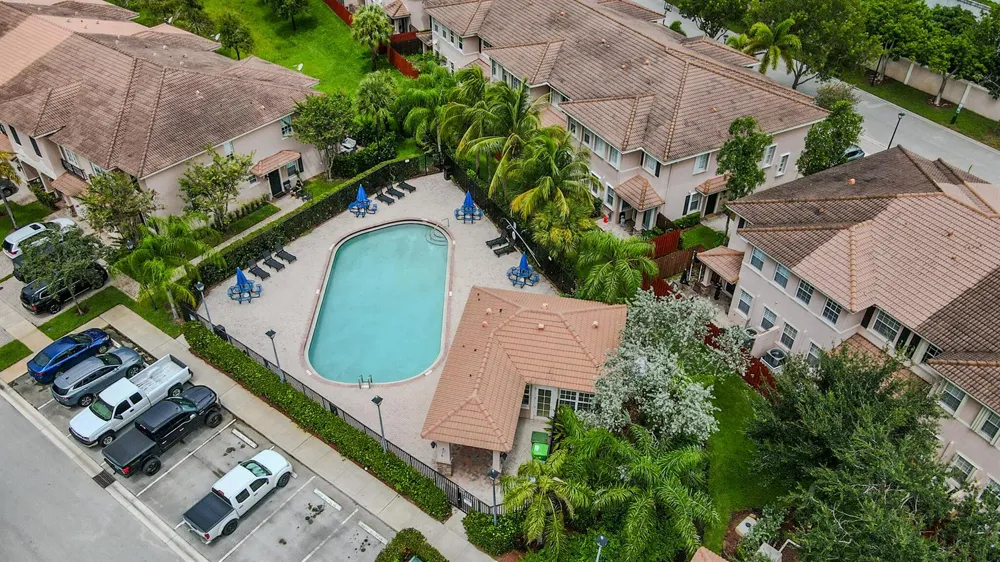 213 Las Brisas Circle Sunrise, FL 33326