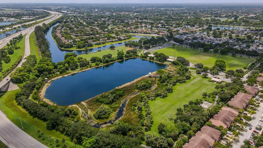 213 Las Brisas Circle Sunrise, FL 33326