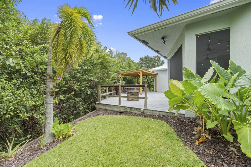 232 SW INDIAN GROVES DRIVE Stuart, FL 34994