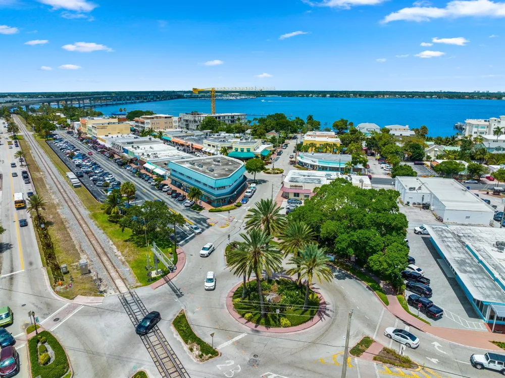 232 SW INDIAN GROVES DRIVE Stuart, FL 34994