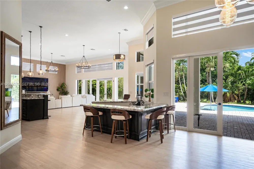 10961 SW 31st Davie, FL 33328