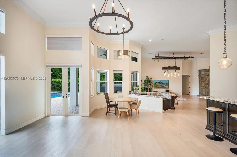 10961 SW 31st Davie, FL 33328