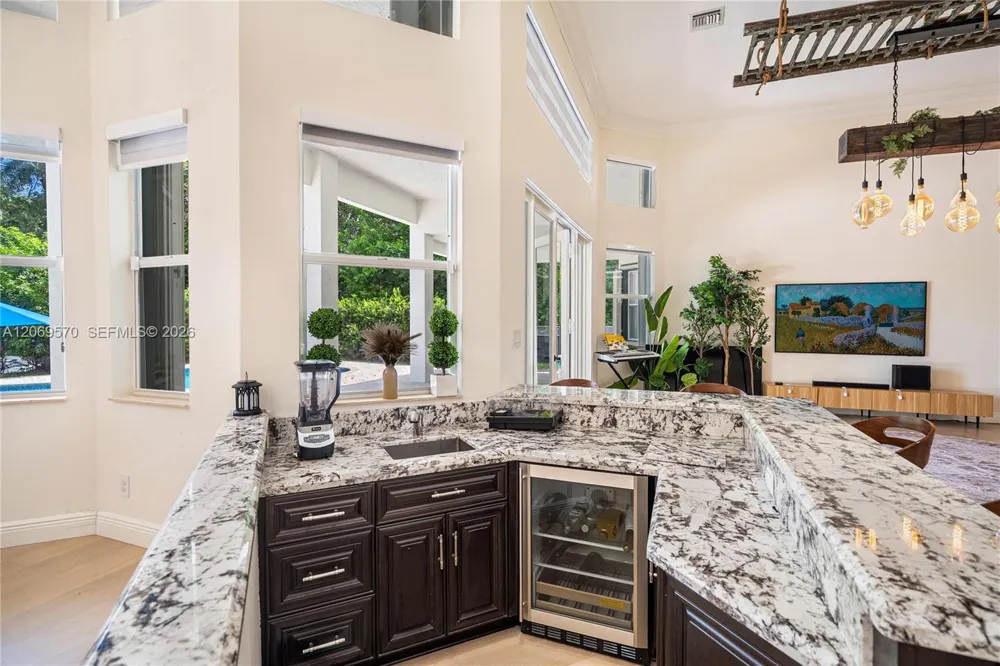 10961 SW 31st Davie, FL 33328