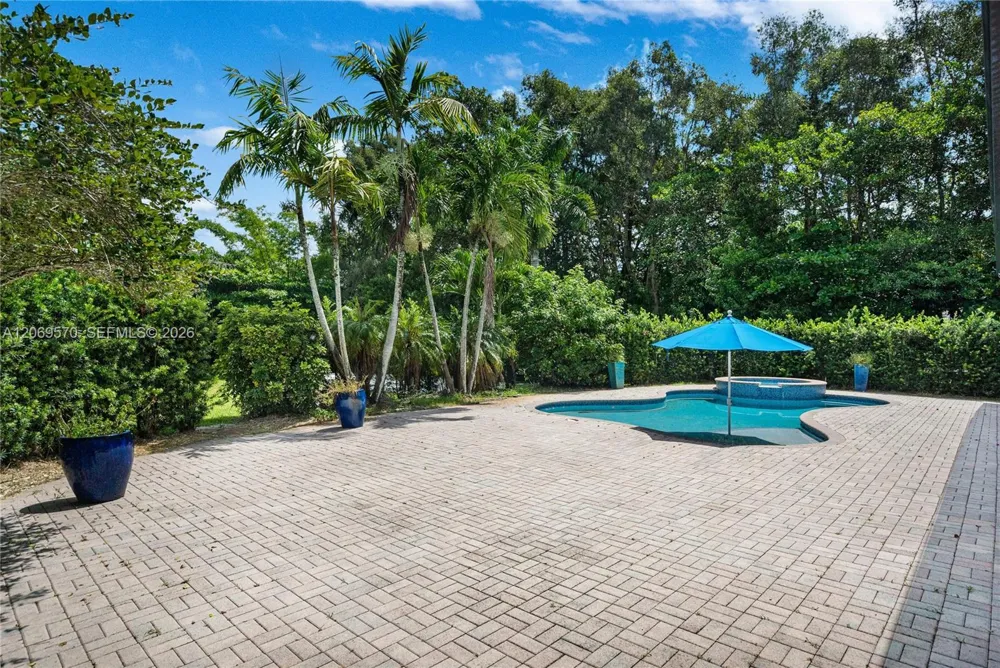 10961 SW 31st Davie, FL 33328
