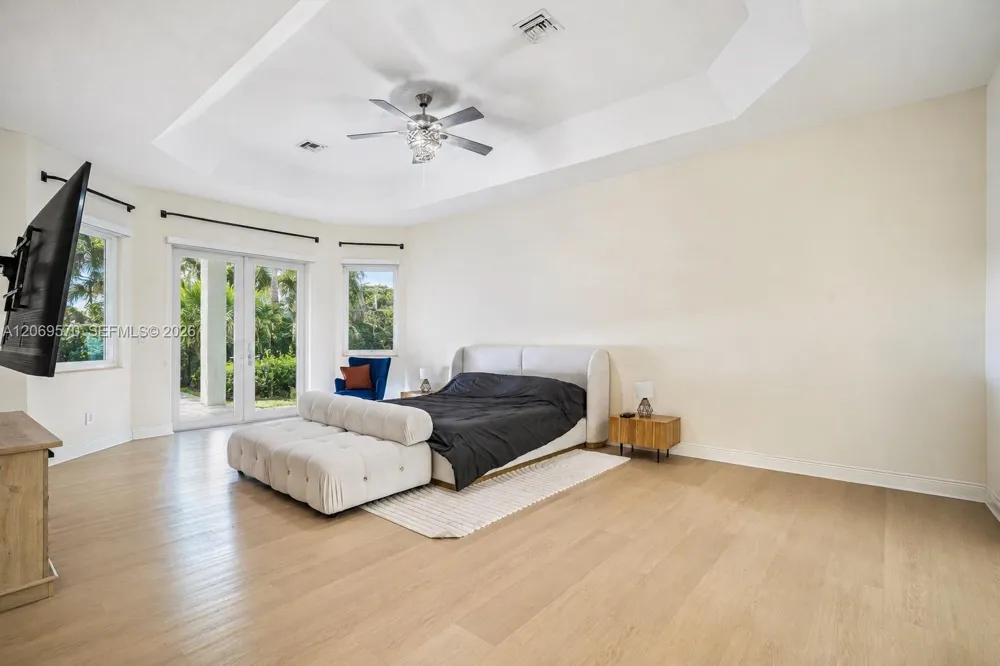 10961 SW 31st Davie, FL 33328