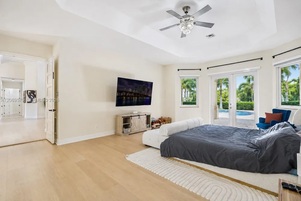 10961 SW 31st Davie, FL 33328