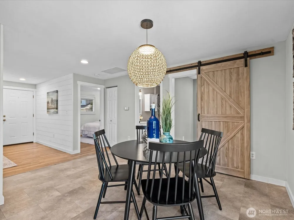 22628 87th Avenue W Edmonds, WA 98026