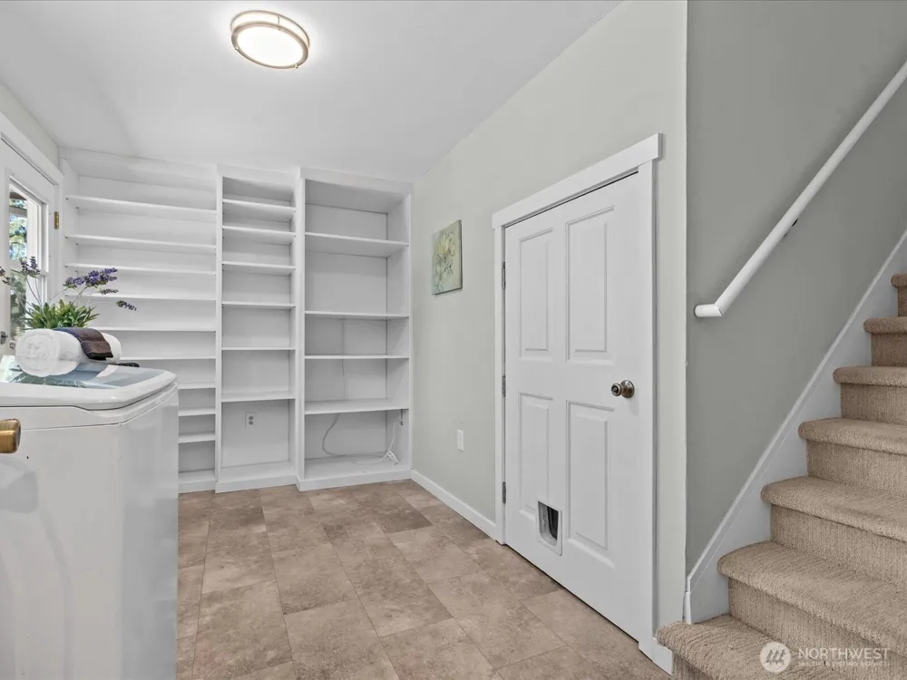 22628 87th Avenue W Edmonds, WA 98026