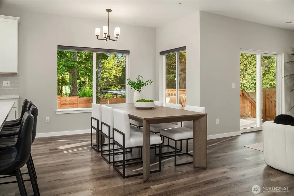10424 348th Avenue SE Snoqualmie, WA 98065