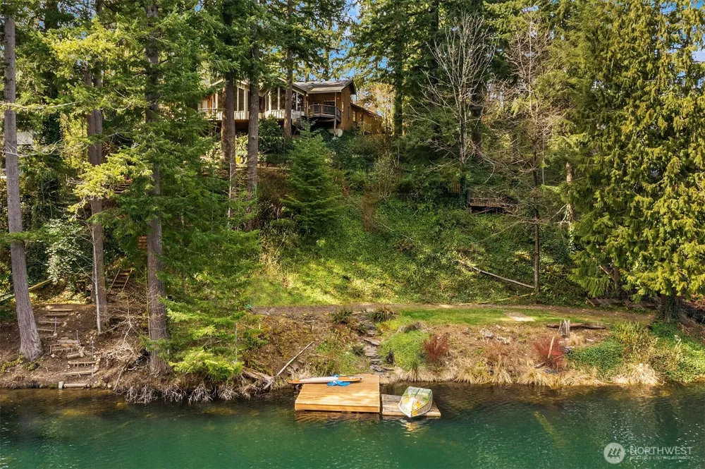 10424 348th Avenue SE Snoqualmie, WA 98065