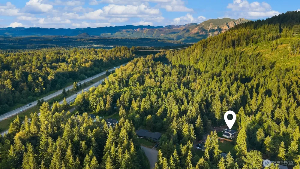 10424 348th Avenue SE Snoqualmie, WA 98065