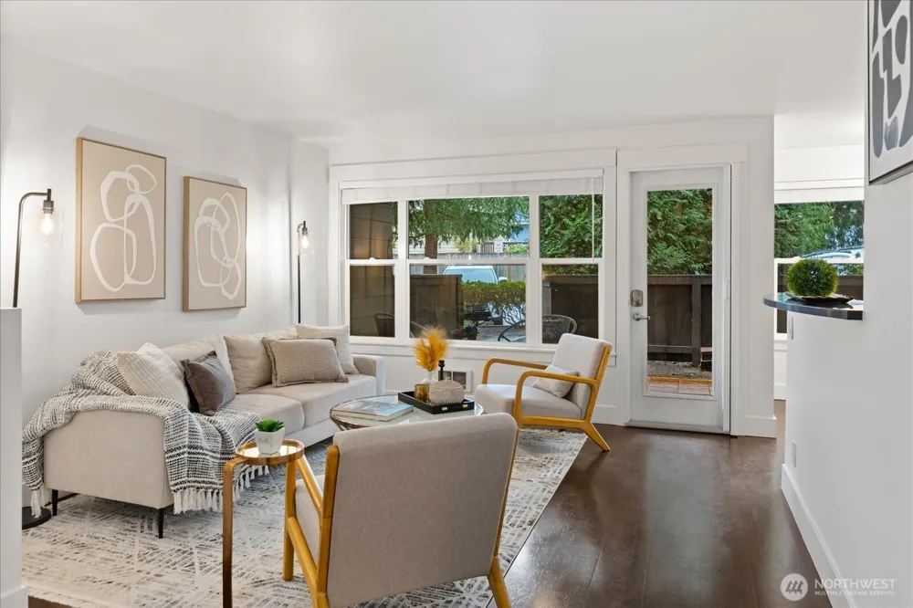22910 90th Avenue W #D206 Edmonds, WA 98026