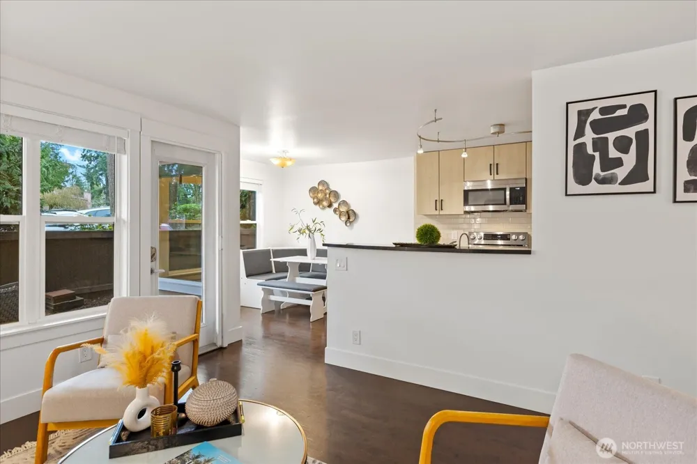 22910 90th Avenue W #D206 Edmonds, WA 98026