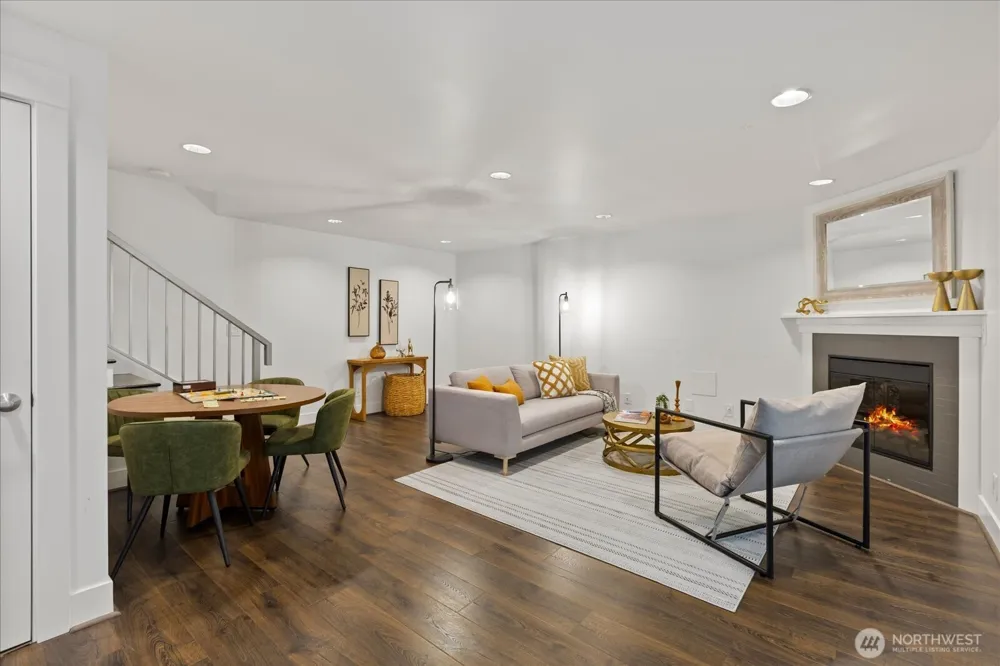 22910 90th Avenue W #D206 Edmonds, WA 98026