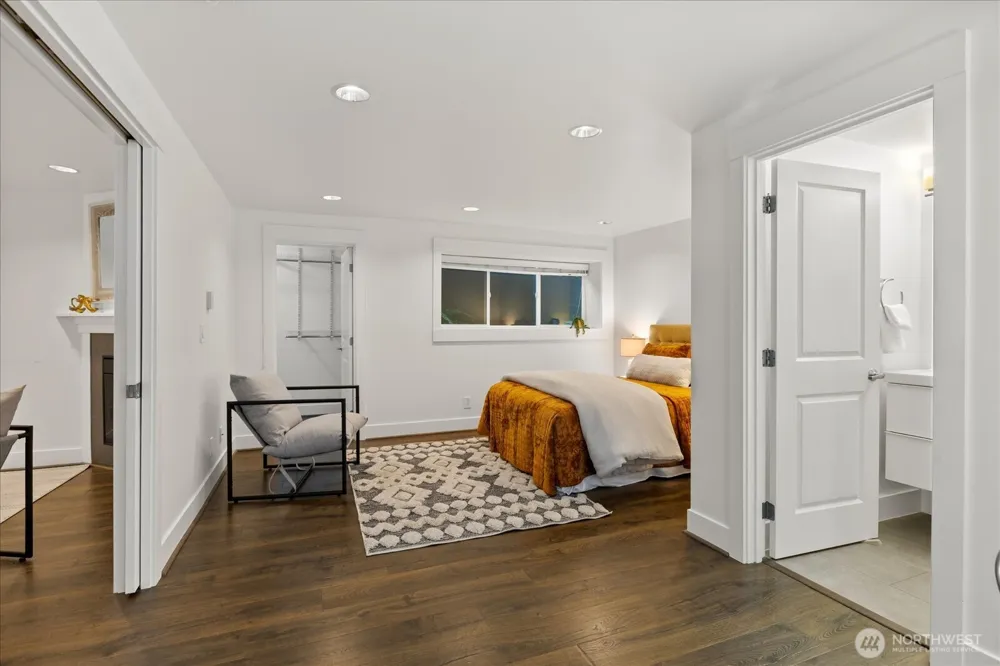 22910 90th Avenue W #D206 Edmonds, WA 98026