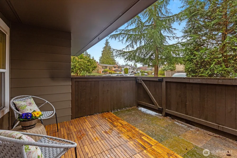 22910 90th Avenue W #D206 Edmonds, WA 98026