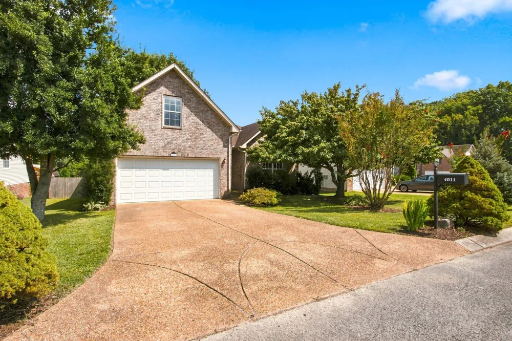 4011 Kristen St Spring Hill, TN 37174